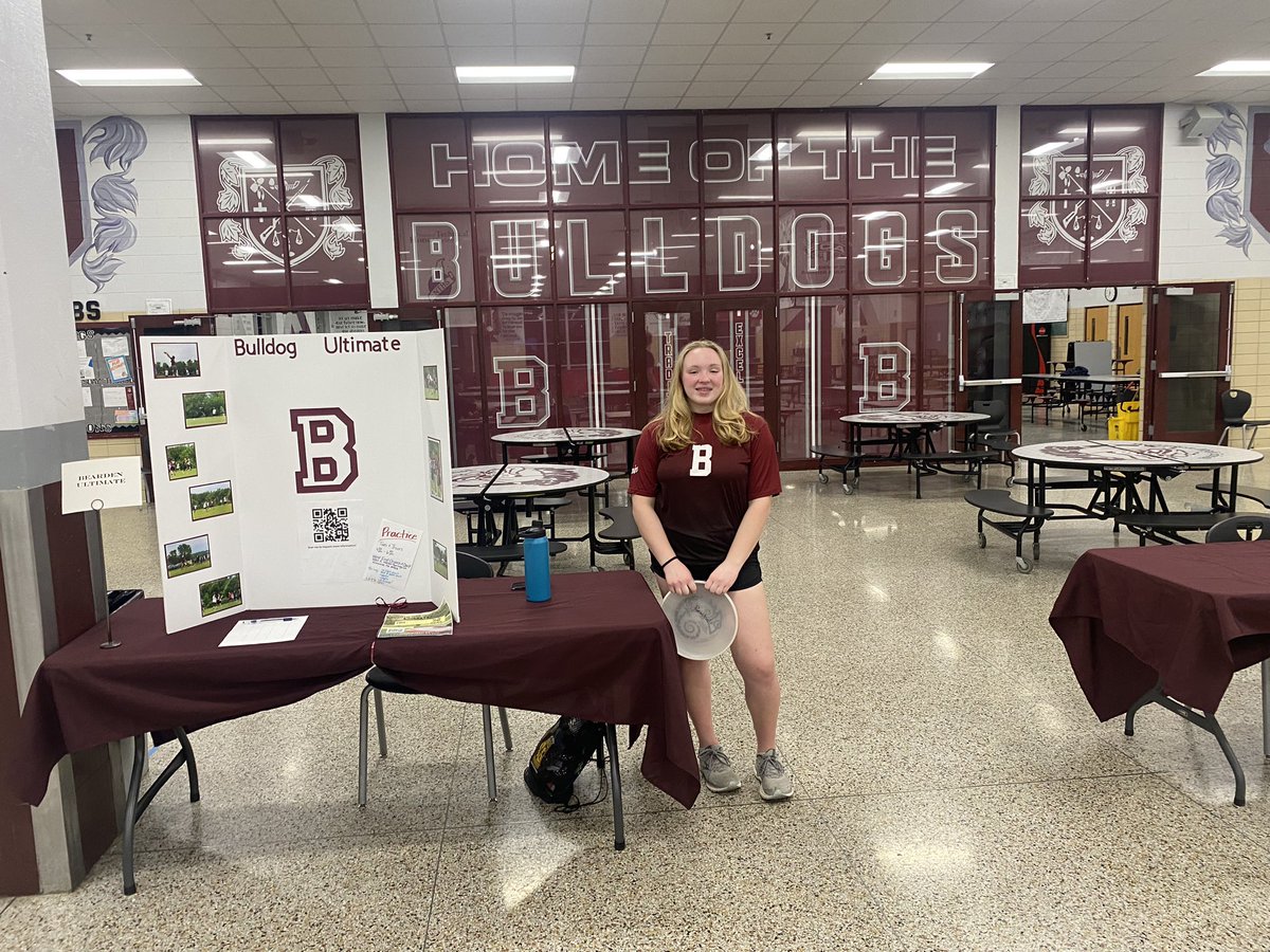 Welcoming rising 8th graders and recruiting for next year’s team #curriculumnight <a href="/bhsdawgs/">Bearden High School</a> <a href="/bulldawghouse/">Bulldog Sports</a>