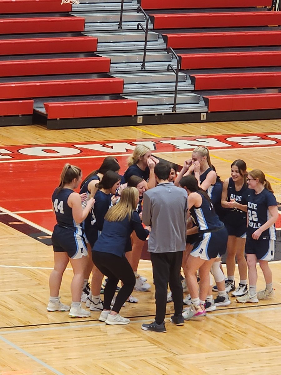 Troy3775's tweet photo. Immediately following the buzzer!! The Blue Devils are in The WPIAL Final Four!!

#bluedevilborn https://t.co/m6DXGJuXmt