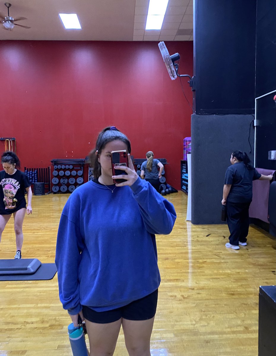 bitzelpe's tweet photo. tried xtreme hip hop tonight! @dsp643 class/week 4 https://t.co/cjlCpxG8da