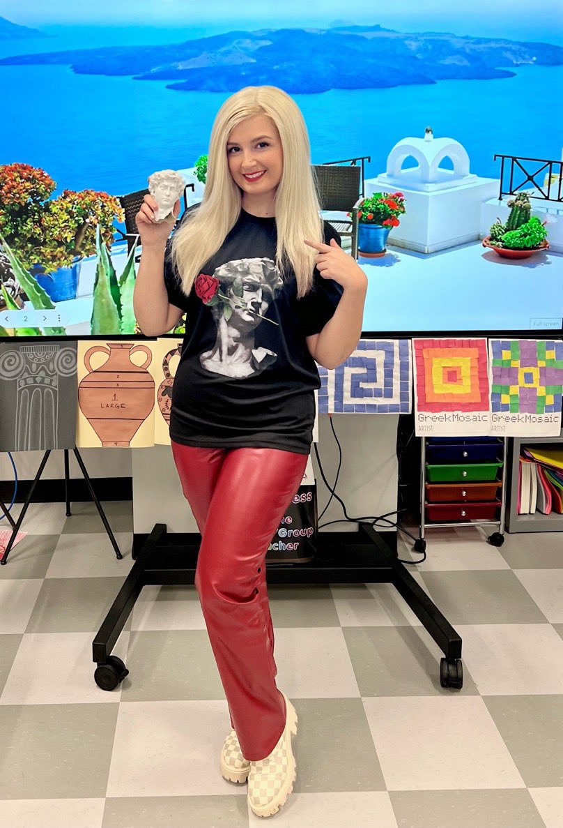 NatashaSufi's tweet photo. ๐ฌ๐ท While introducing my Artists to Ancient Greek Statues we canโt skip on Statue of David that Michelangelo carved out of a piece of marble that was thought to be unusable #GreekStatues #GreekArt ๐ฌ๐ท #Greece #Greek ๐ฌ๐ท @cfisdMcGown #OwlAboutTheBest ๐ฌ๐ท @CyFairISD @CFISD_FineArts ๐ฌ๐ท https://t.co/3R4JK6RSDF