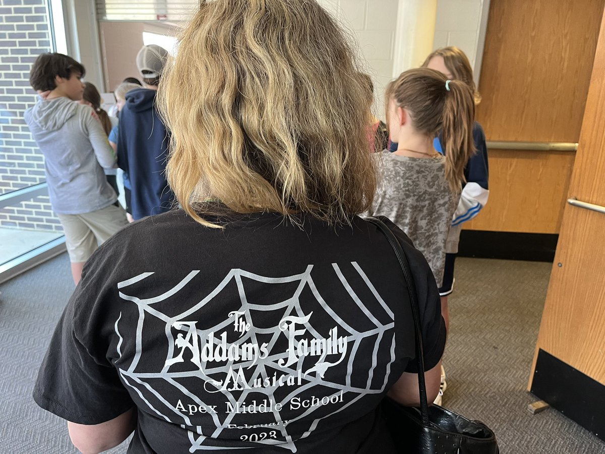 Opening show for The Addams Family (Young @ Part) is in the books! So fun, funny, and poignant. Cougars showed up and out!