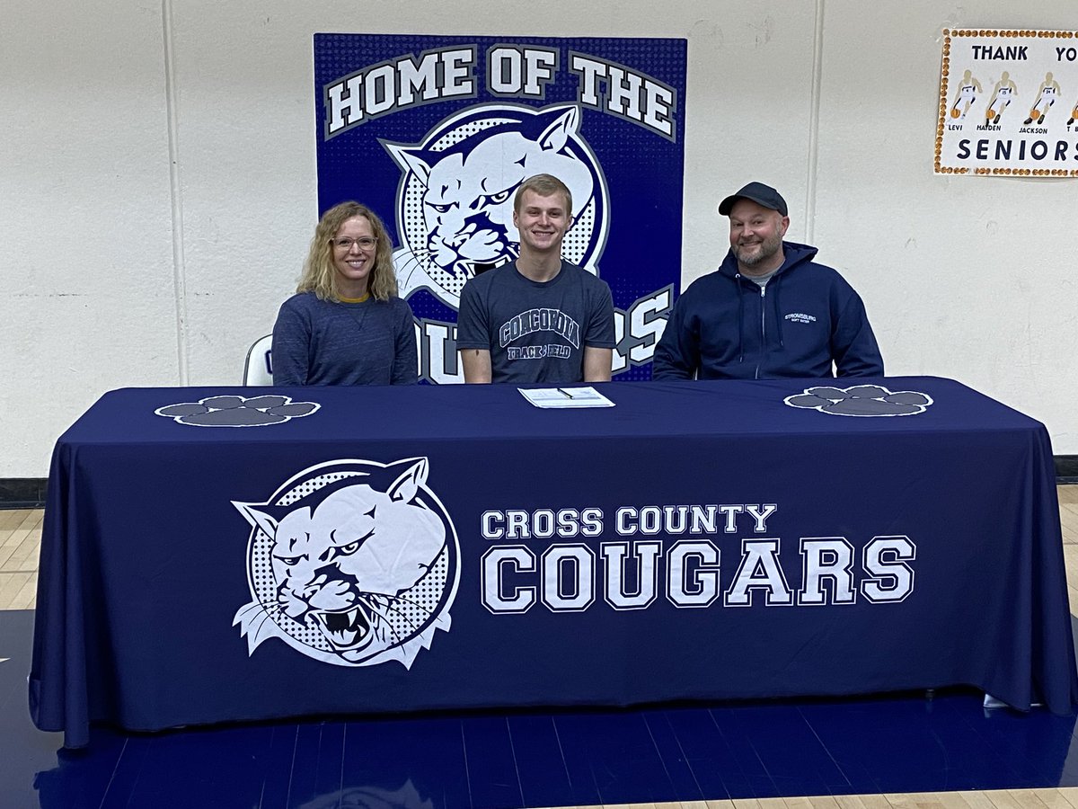 Congratulations to Cross County senior Jackson Lindburg for signing on to continue his academic and track career at Concordia University! ⁦<a href="/CrossCounty1/">Cross County</a>⁩