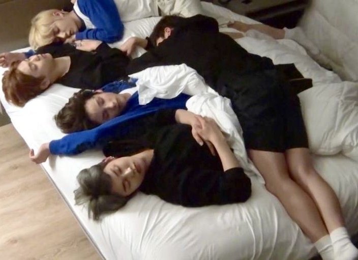 indreamlandwith's tweet photo. 🧸: “I think it’s a suitable relationship in an era where you can be family without being related by blood. If you spend each day living together in the same house, that’s family.”

I love so much the fact that beomgyu has txt and txt has beomgyu 🥹🥹🥹 https://t.co/LXyiijlb68