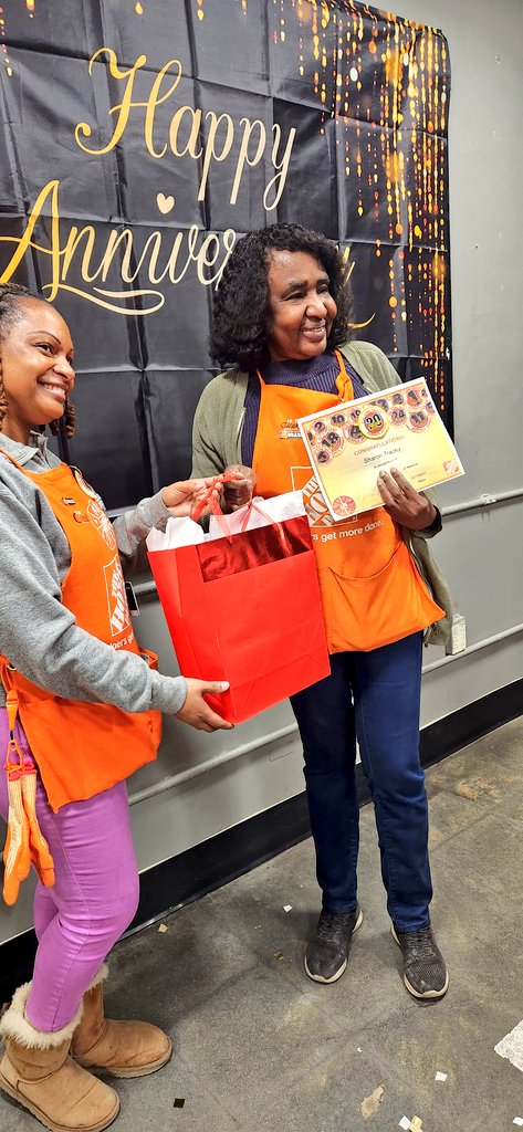 Happy 20th Anniversary to 1225's Gem💎Mrs.Sharon! You are truly awesome!