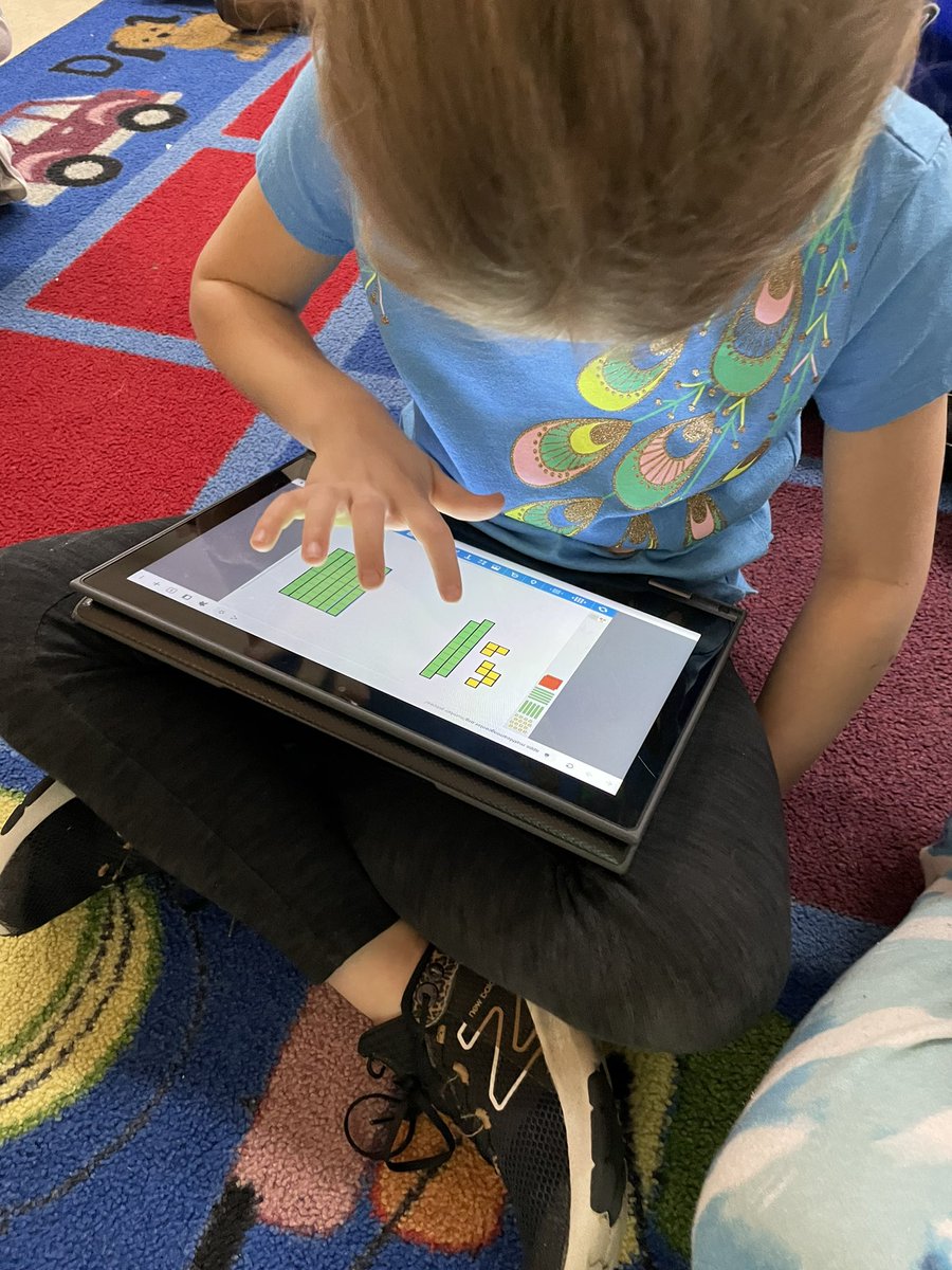Mrs_Ray_1st's tweet photo. Thank you @MissAbbott_NCS  for sharing how your students are using their laptops to practice math. Today we practiced our knowledge of tens and ones using place value blocks. Such a fun and engaging way to learn!!! https://t.co/eBO1mSSFhH