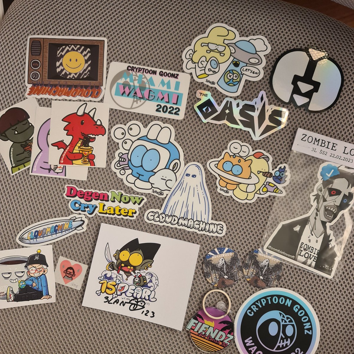 🎉 go to <a href="/3LandersNFT/">3Landers 👀</a> meetup 🔥
❌️ Meet new frens
✅️  Tees, cap, and stickers

🤪 #3L4L