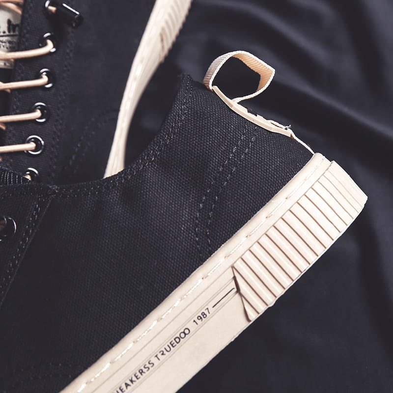 ⚠️ GA ⚠️

Sepatu Venron uk 38-41
U/1 pemenang

✅RT dan like

Cuzz 
End 48 jam

Terimakasih Mbak Parayu GA nya