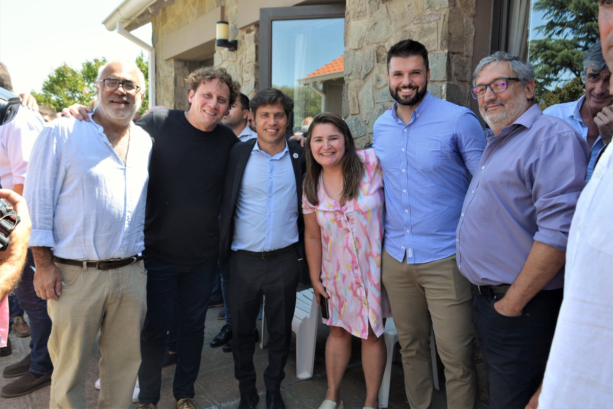 APESOAsoc's tweet photo. Integrantes de nuestra Asociación estuvimos presentes en la reunión que el Gobernador @Kicillofok compartió en Sierra de la Ventana, #Tornquist, con empresarios, productores y representantes de sectores del comercio, la industria y el turismo de nuestra región. 👥 https://t.co/9iXoKzRffD