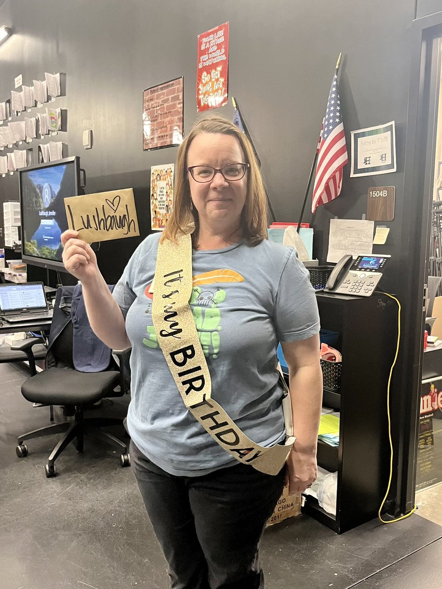 HofiusSunshine's tweet photo. We have some more February birthday S/Os!!! Happy belated birthday to @AllyssaKuchler &amp; @JennLushbaugh! We love y’all and are all so lucky to have you here at Hofius. Hope your days were great!! 💛☀️🎈🎉 https://t.co/9QG0UV1tiO