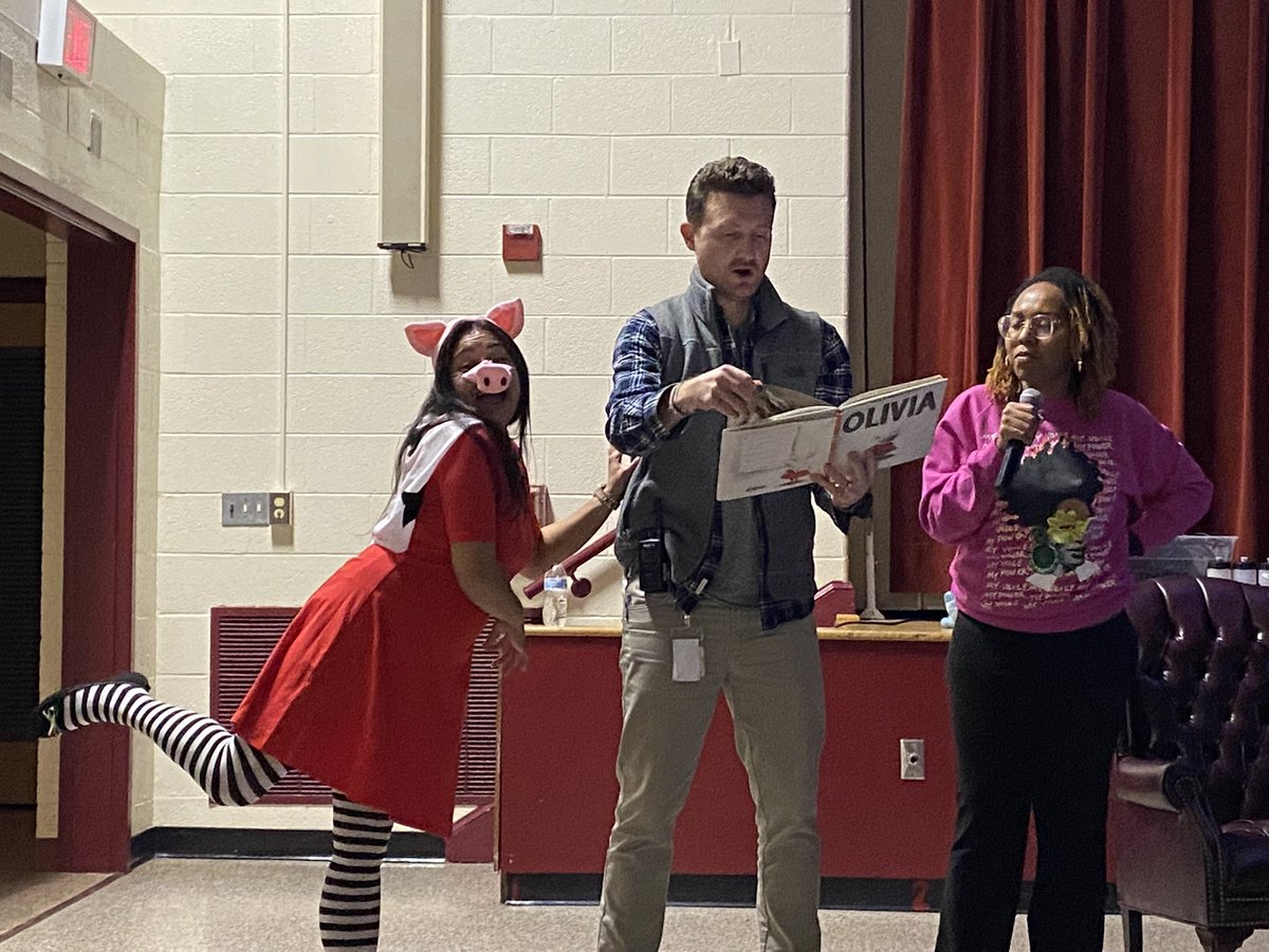 AustenGoodgion's tweet photo. Pajama Party and Bedtime Stories was a hit!!!! It was so great to see all the families and kids dancing and having a great time!!!!  #DCEStigers https://t.co/vNCWHsbJcO