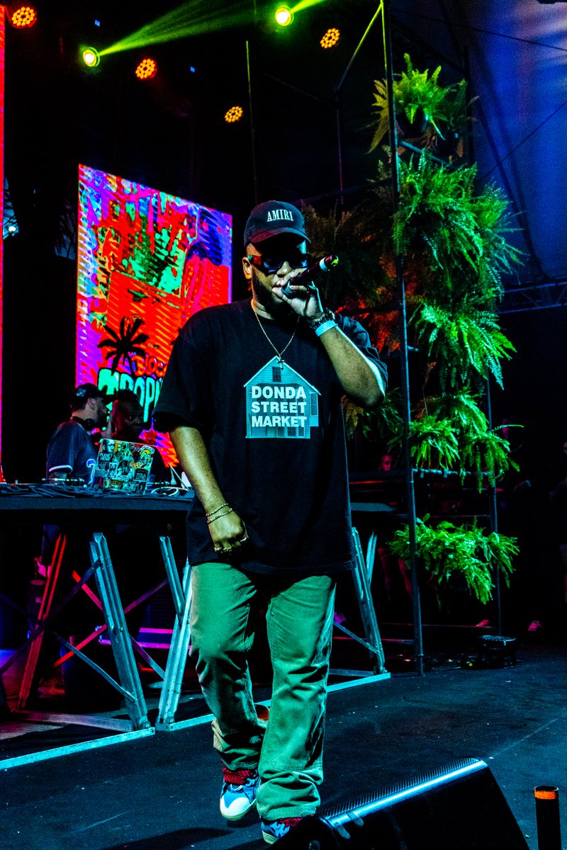 mepbportal's tweet image. 🇧🇷 Bloco do @tropkillaz (SP) w/ @bkttlapa 📸 @KawePires 😍 #MEPB