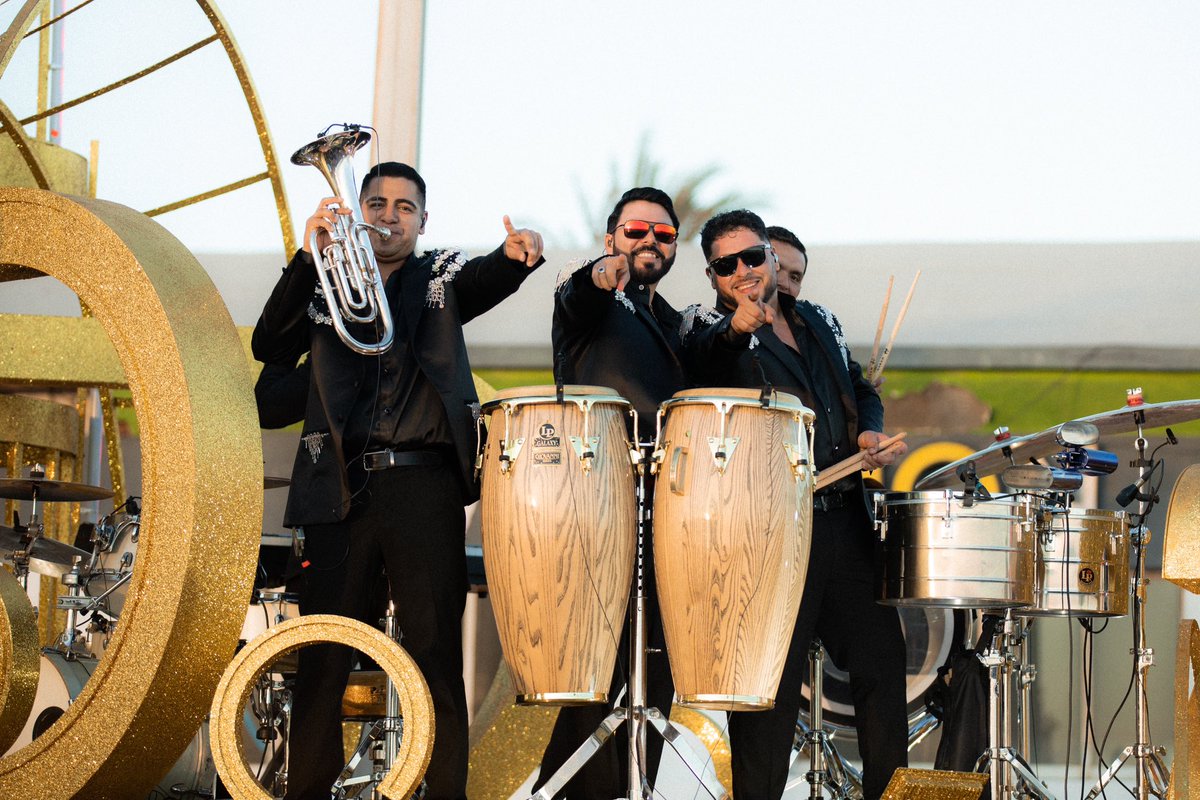 fern_ms's tweet photo. BANDA MS EN CARNAVAL DE MAZATLÁN SIN 2023 https://t.co/GtIXHShHY7