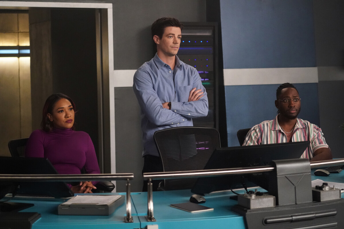 BlindWaveCrew's tweet photo. The Flash is airing its next episode. After you've watched the episode, don't forget to send us your questions, theories, and discussion points with #FlashQnA
#theFlash #CWDC #arrowverse https://t.co/TBz0XPn623