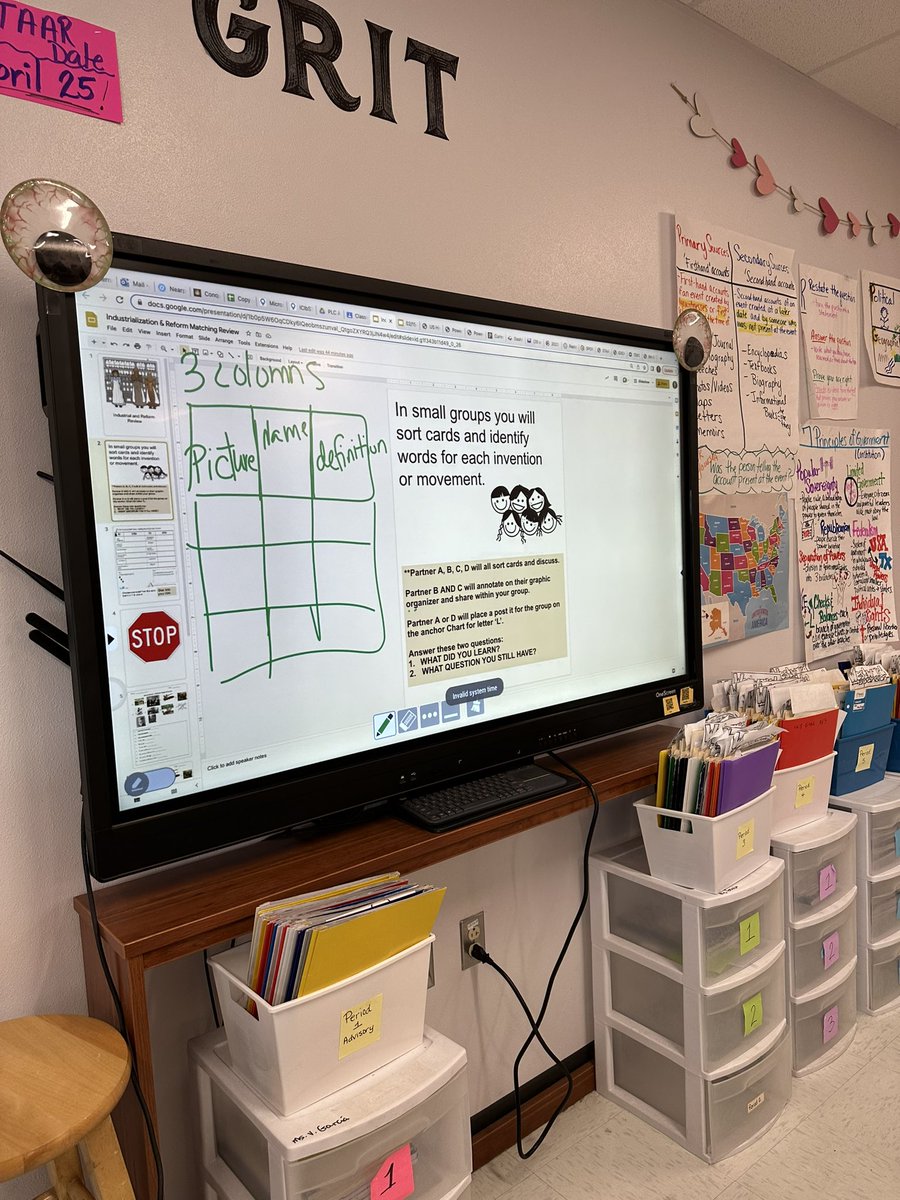 JJbece09's tweet photo. 8th grade Social Studies teachers opened their doors for Instructional Rounds this week. 6th and 7th grade teachers were able to see the strong instructional practice of 3D-2D-1D in action! @vronicasworld @PK8Academics @vggarcia13 @sapienhistory @WendyleeSolorio https://t.co/lkOgzPFK1e