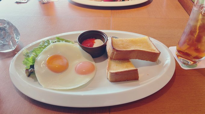 「テーブル トースト」のTwitter画像/イラスト(新着)
