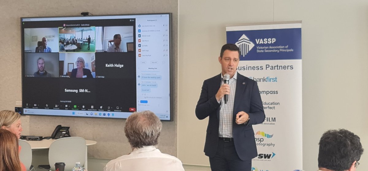 _vassp's tweet image. @stevegniel talking to #VASSP State Committee &quot;we shouldn&apos;t think of capabilities as a K-12 thing... it starts in early learning, with social skills, problem solving skills...etc.&quot;