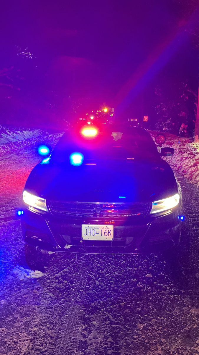 With overnight temperatures forecast to be below freezing and possible snow accumulation, please pay attention to changing weather and road conditions. Please adjust your driving style for the weather and ensure everyone gets home safely. #yyjtraffic #CSaanich #CSaanichFire