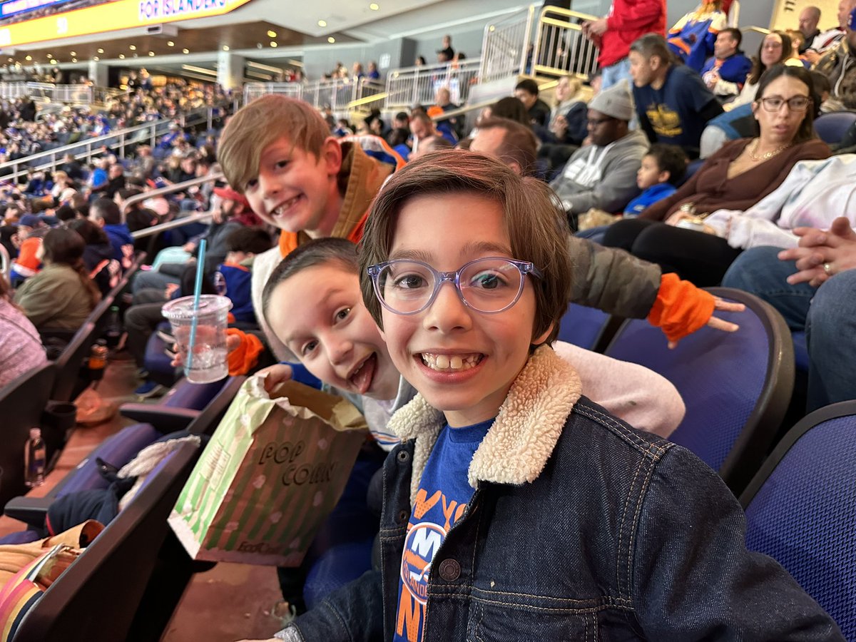 Kathryn Cazes tweet media