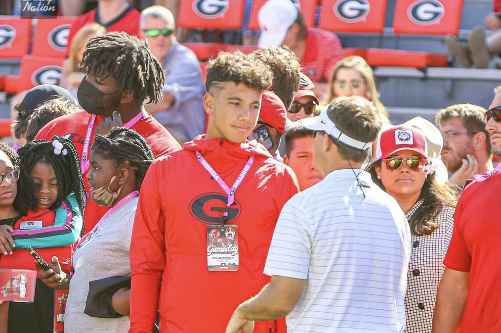 BarstoolHusker's tweet photo. If you haven’t heard yet, Arizona QB Dylan Raiola has canceled his official visit to Georgia‼️Raiola still plans to visit Nebraska March 25th 👀 https://t.co/AOzjEZRqrs