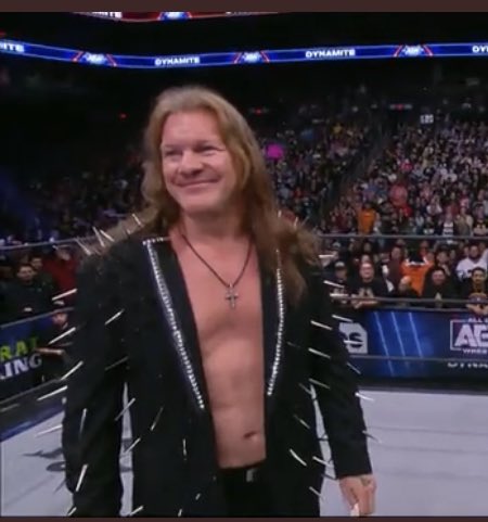 Who wore it better?
#AEW  #AEWDynamite