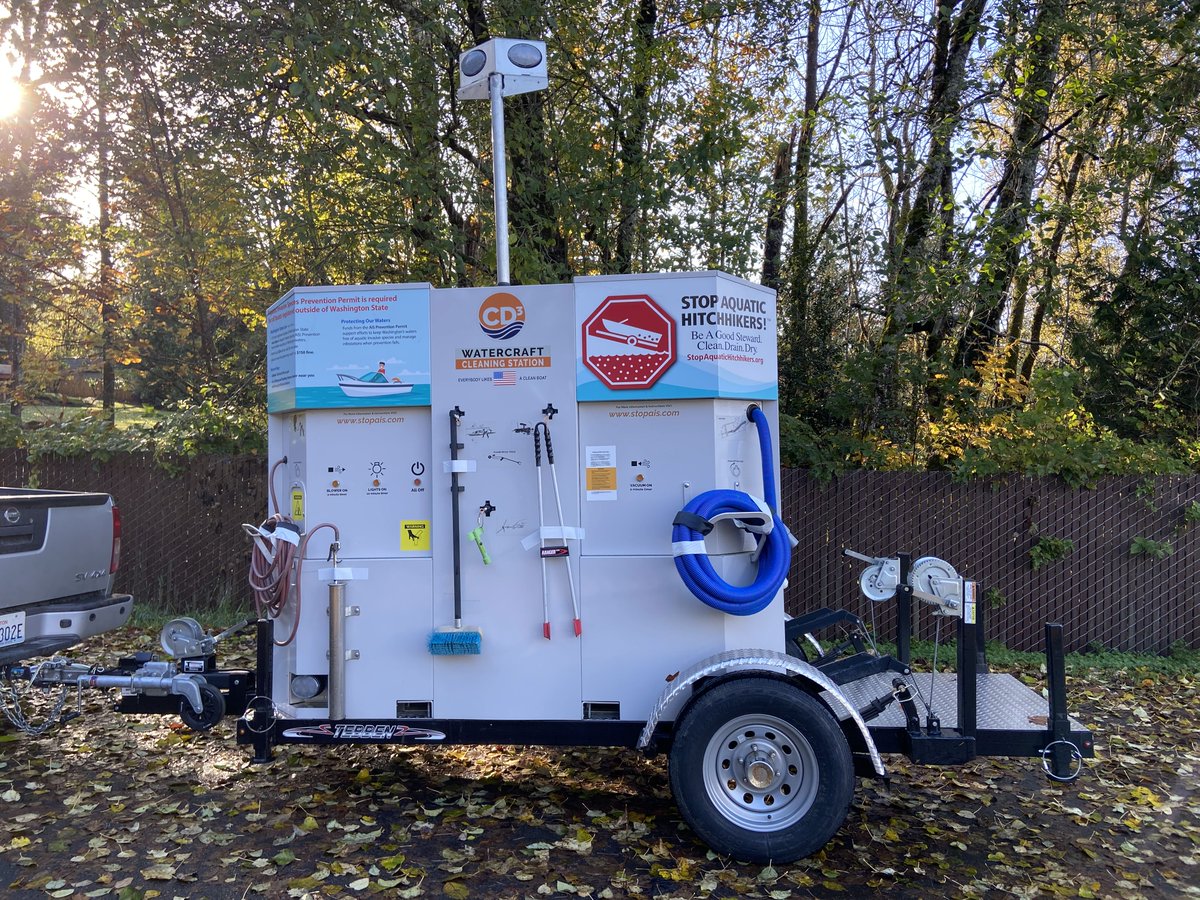 WDFW's tweet photo. Did you know you can reserve this portable Clean, Drain, Dry, Dispose (CD3) trailer for fishing tournaments and other events to help ensure participants don't spread invasive species such as New Zealand mud snails or zebra mussels?
https://t.co/MKdz7ylNwq @WAinvasives https://t.co/6AKtyZZTKQ