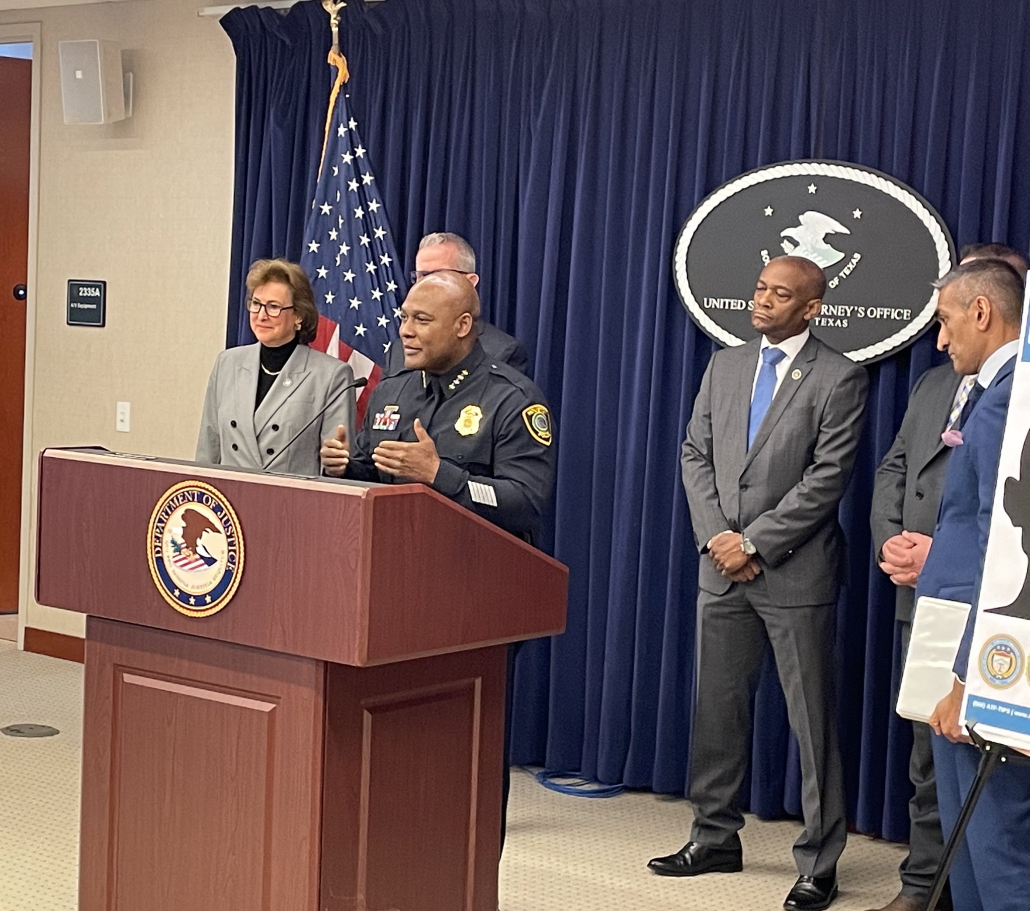 Omaha Arrests: A Community'S Struggle - b4165nw