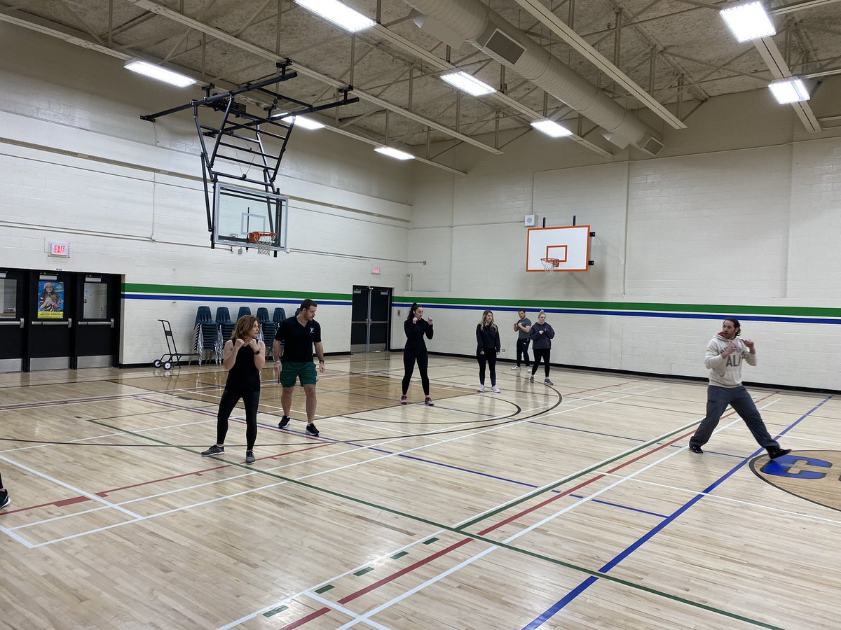 Darin Ratzlaff tweet media