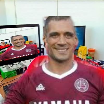 @SplinterTano Me cago 
El pedazo de mierda: