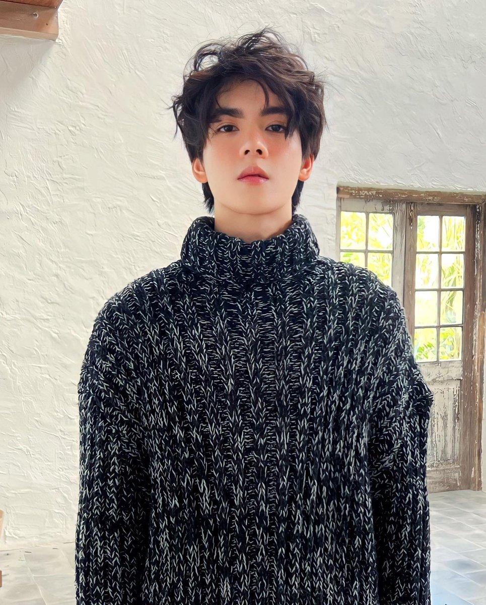 AmmodelAu's tweet photo. 🧍🏻 #yorch_yongsin 

#yorch_yongsin 
#iamyorch 
#ammodel https://t.co/vmDP4NnbXG