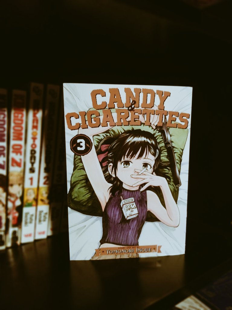 Currently Reading 

#candyandcigarettes #manga #anime #mangacollection #mangashelf