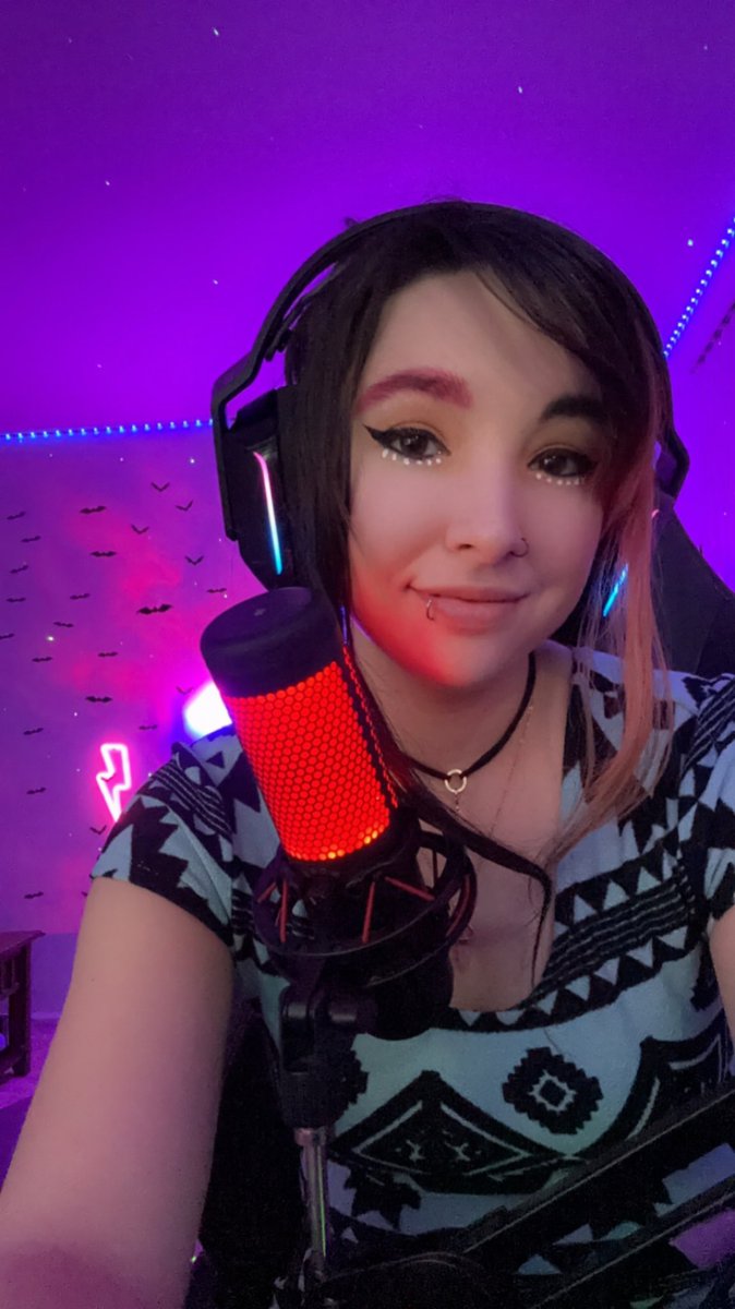 TheLadyMissKara's tweet image. Life could be a dream Sweetheart 😊💜 #streamtime #Twitch