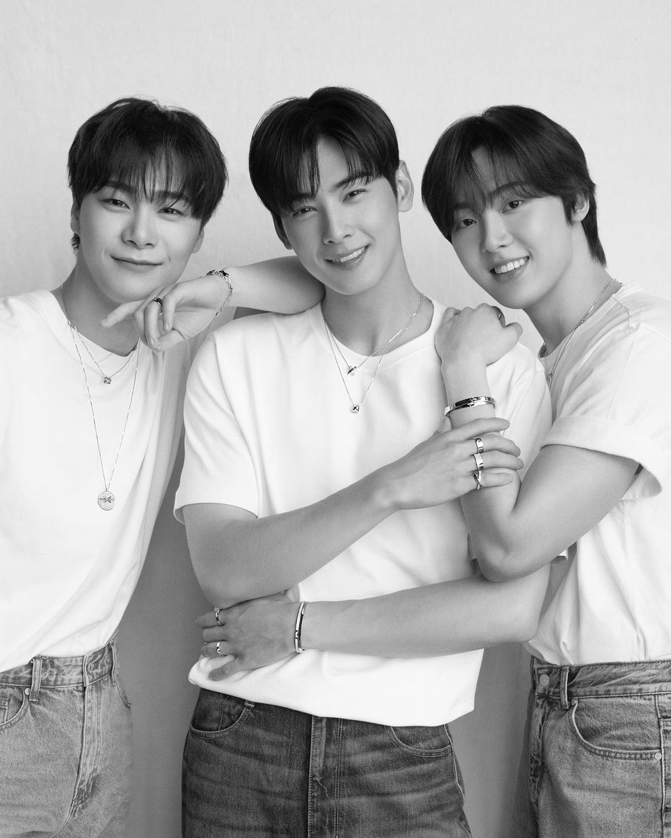 jinwoopudding's tweet photo. 230223 #JINST [1/2]
"Happy 7th Anniversary💜
#Ad
#StoryofLiens
#chaumet"

ᴖᴥᴖ 
#아스트로 #ASTRO #진진 #JINJIN #ジンジン #朴真佑 @offclASTRO 

🔗https://t.co/CeqjDUXomI https://t.co/YJJkrFCtlT