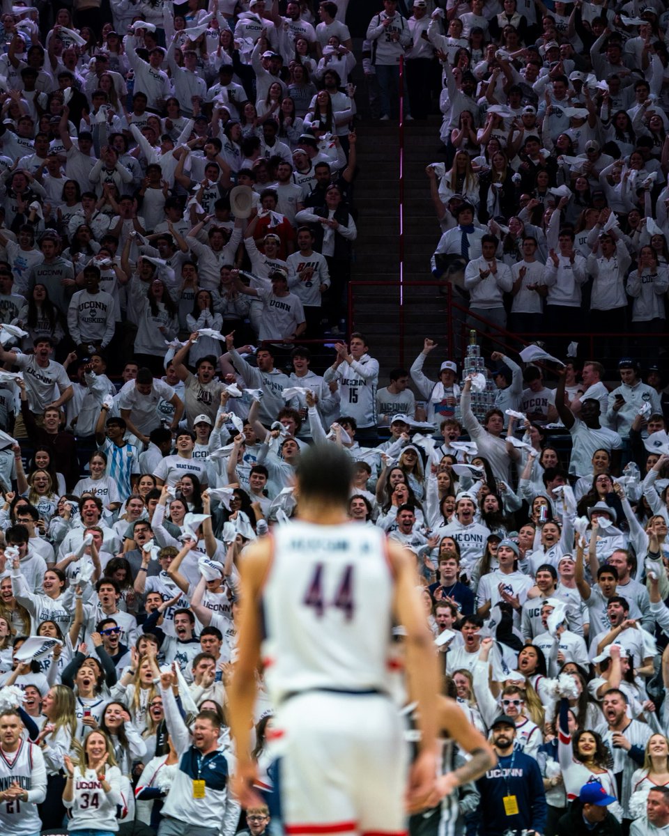 UConnMBB's tweet image. Best fans in the country! #WeSeason