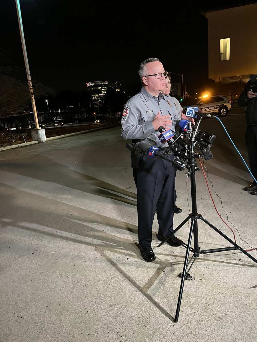 The suspect, according to <a href="/FairfaxCountyPD/">Fairfax County Police</a> Chief, is well known to law enforcement throughout the region w/a long criminal history. 1 officer was wearing a body camera. Chief says they will release footage to public according to local laws. <a href="/fox5dc/">FOX 5 DC</a>