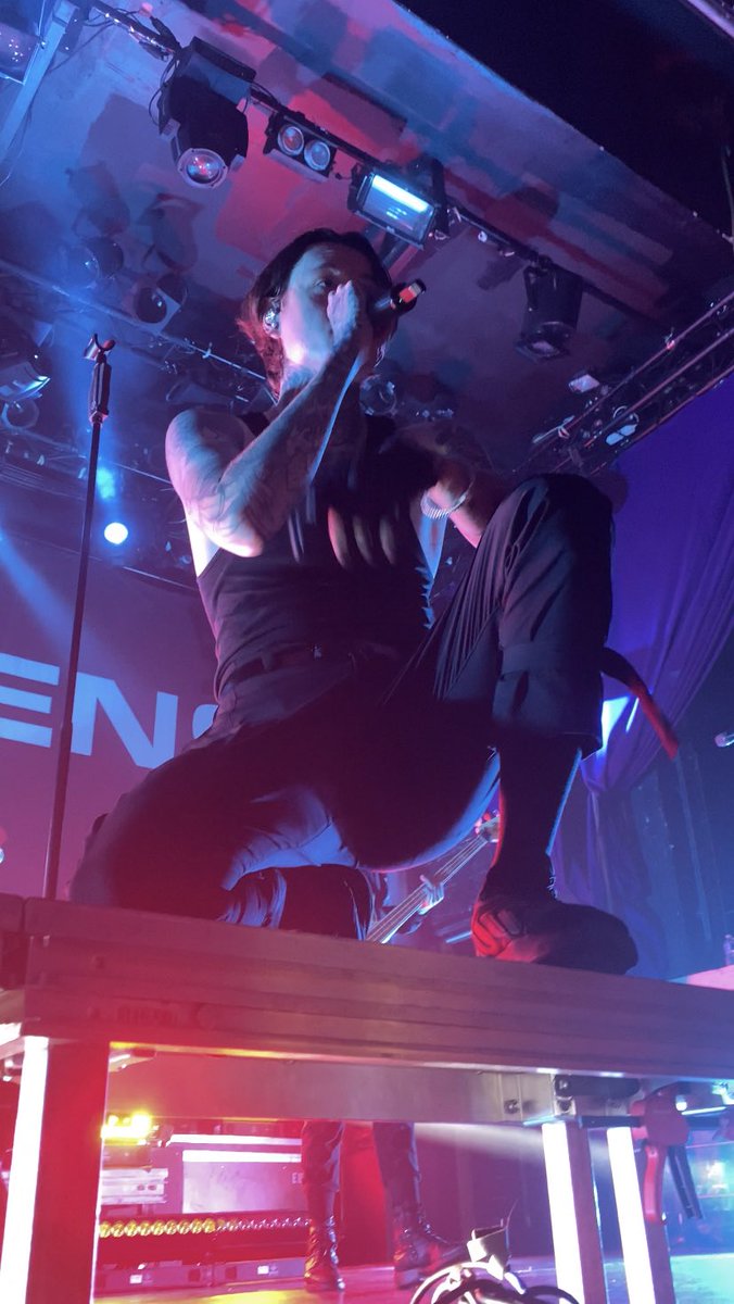 eviloons's tweet image. but i can try my best to just pretend ♡

@badomenscult