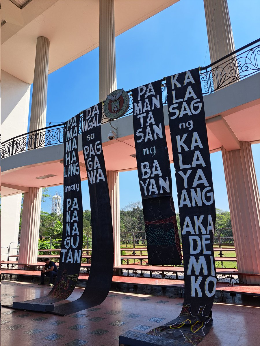 LOOK: Progressive teachers join the UP community in demanding incoming UP President Angelo 'Jijil' Jimenez to #DefendUP under his administration.

#DefendAcademicFreedom
#ProtectOurUnionist
#RiseforFreedom
#EndContractualization
#SahodItaasPresyoIbaba
#DefendHumanRights