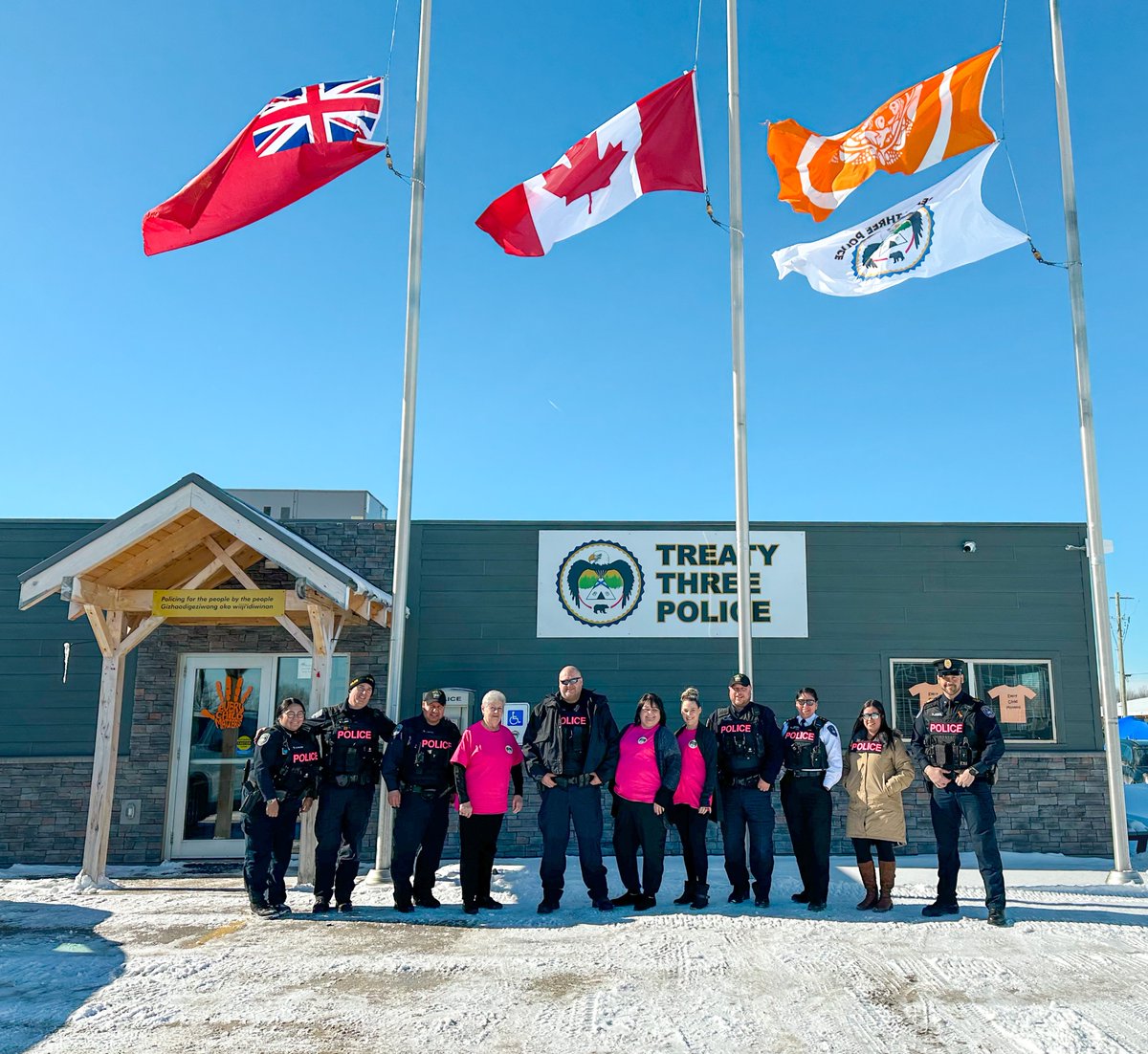 T3PS_Official's tweet photo. Pink Shirt Day at Treaty Three Police!
We stand against bullying of all forms. Let’s work together to create safe spaces for everyone, today and everyday.
#PinkShirtDay #TreatyThreePolice #TreatyThree #AntiBullyingDay #NWO #FortFrances #Dryden #Kenora #FirstNationsCanada https://t.co/XUcTCa5E1z