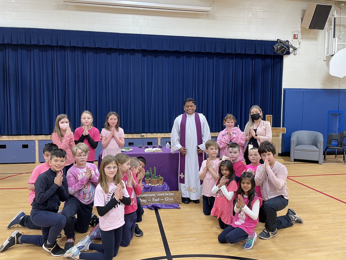 AscensionHcdsb's tweet photo. Thank you to Father Godwin, Mrs. Tuzi’s Grade 2/3 Class, and Ms. Tolomeo’s Grade 3s for leading our Ash Wednesday Liturgy today! We’re beginning our Lenten journey by reflecting on Psalm 51 and learning more about the importance of prayer, fasting and almsgiving. @learnwithmst https://t.co/IIzjXLZC0S