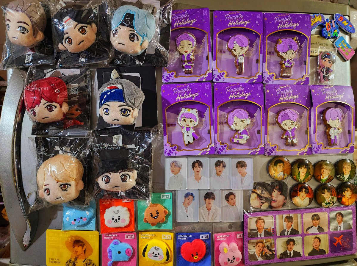 _iFALLsoDEEP_'s tweet photo. 2023 Fridge Magnet update.
waiting for Wootteo and Dalmajung magnets. https://t.co/8lyhIdw6MR