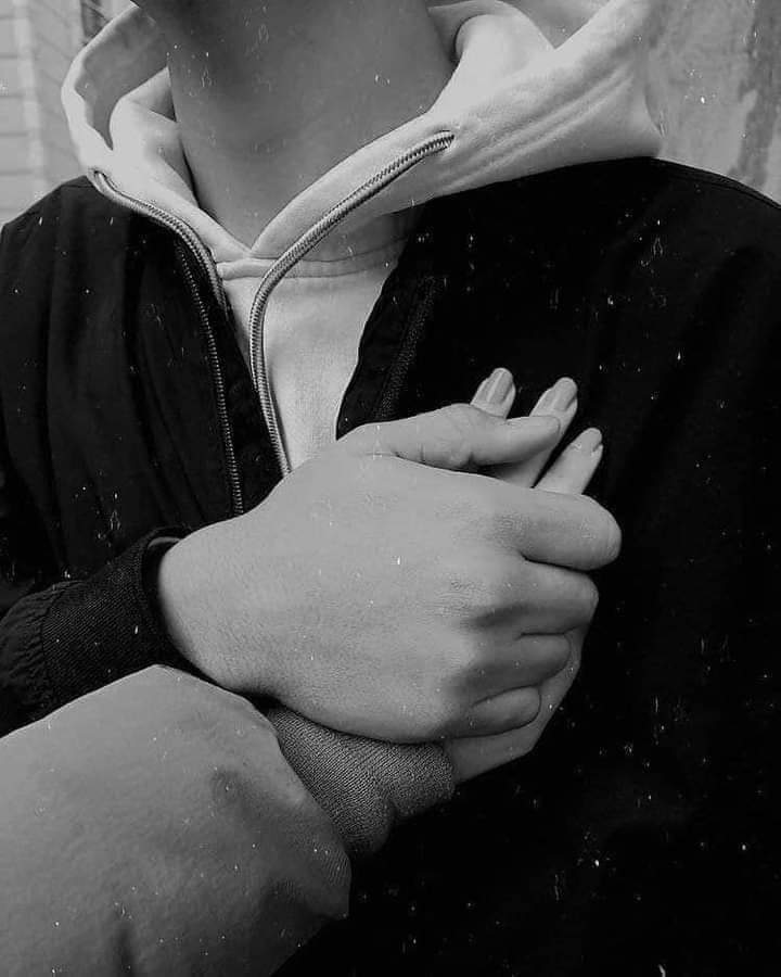 الحب ليس للأول، الحب للأفضل حتي لو كان عاشرا.🖤🏹