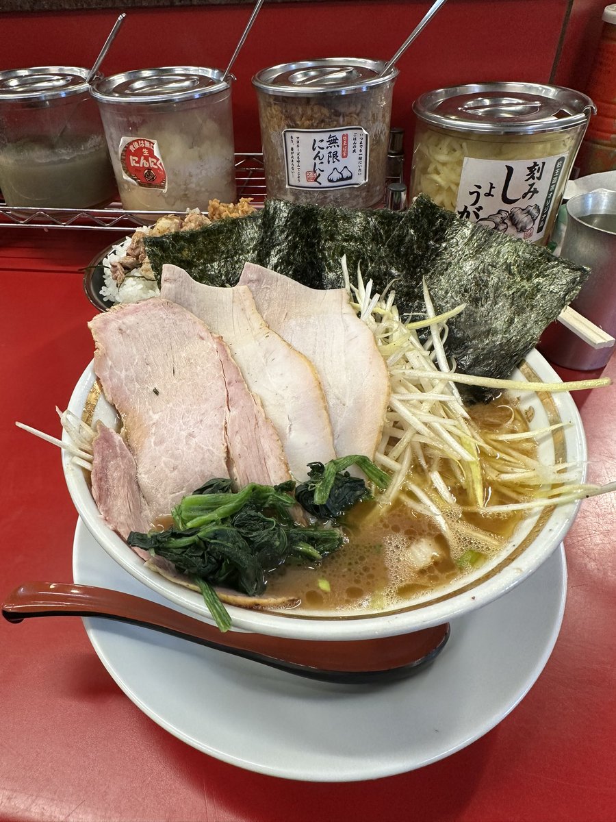 Tomonori37's tweet photo. 青森野呂家に
何度か行ってみて
今回　
千葉　柏王道家に来てみました。
美味しく頂きました。 https://t.co/D2SzwUTJ5a