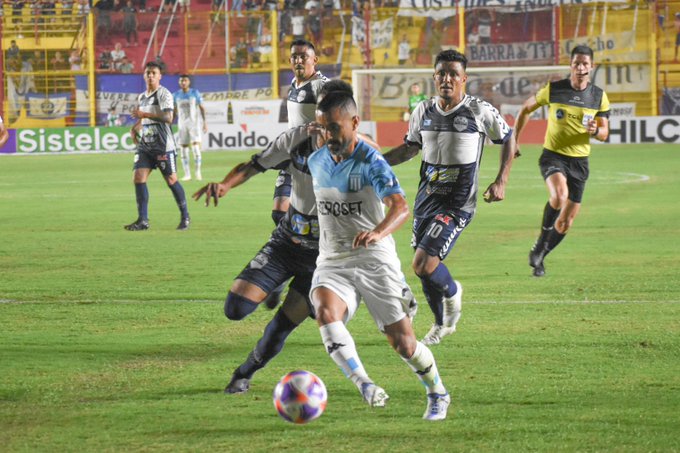 Racing Club 3 San Martin Formosa 1 - 32avos de Final - Copa Argentina 2023 - Video FpnmQo6WYAA6ABn?format=jpg&name=small