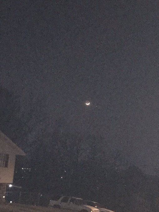 Look outside in the sky 🌌 it&rsquo;s the moon 🌙, Jupiter &amp; Venus @StormTrack9Bill @AHarrisonTV @StormTrack9Dave<a href="/tag/chattanooga"class="tags"><span>#chattanooga</span></a>