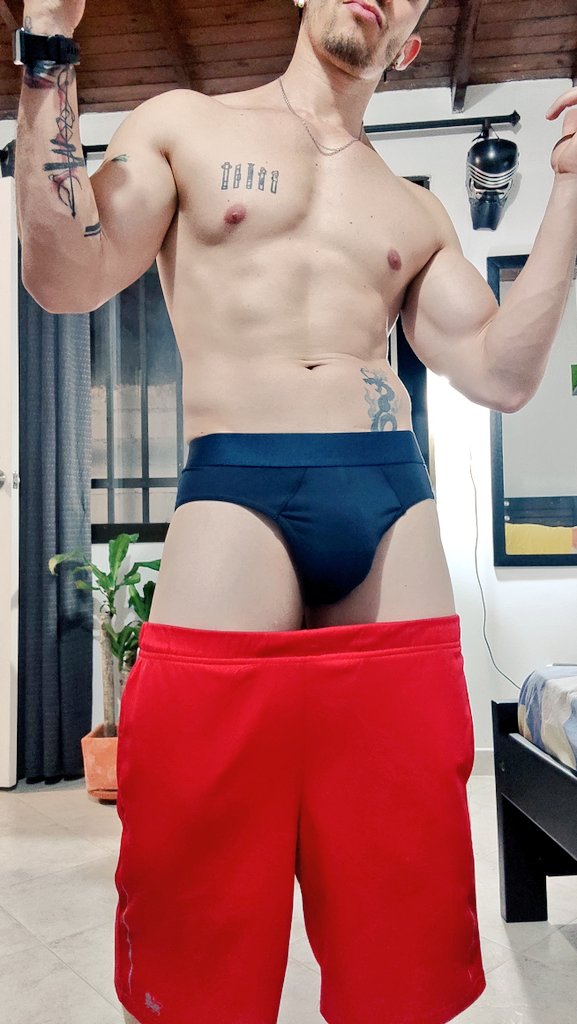 Agustin90379907's tweet photo. 🥵 https://t.co/EVHUbi3tHk