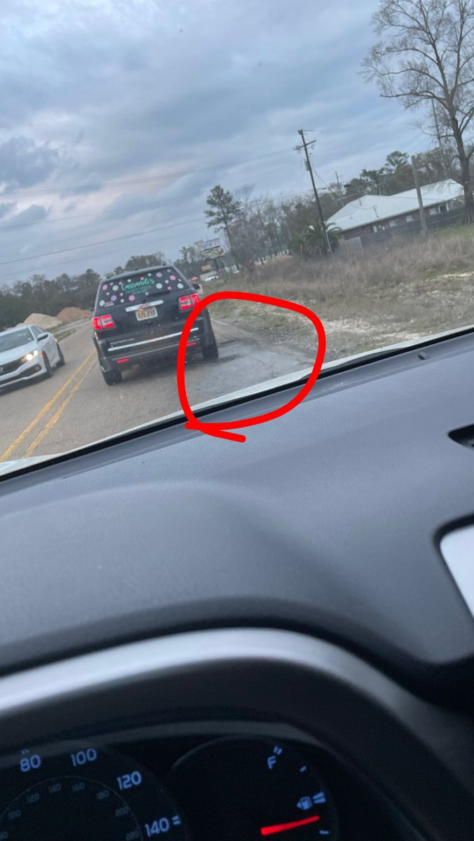 Gotta love that our tax dollars are going to police men/women that beat up/shoot people that aren’t doing any harm to people, harming our children, raping people, & have sex on the job. But why can’t we get these damn potholes fixed. #dobetteramerica #Louisiana
