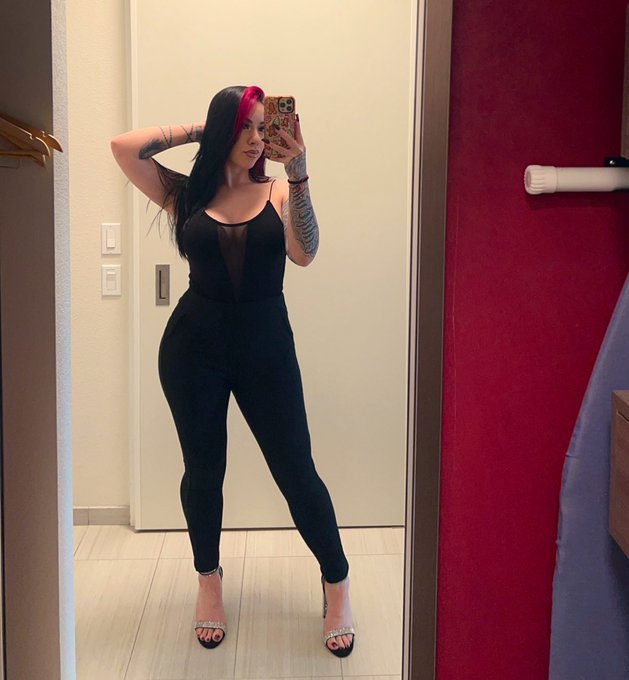 Night out&hellip;🌙 https://t.co/Ic8LhnE0Pr