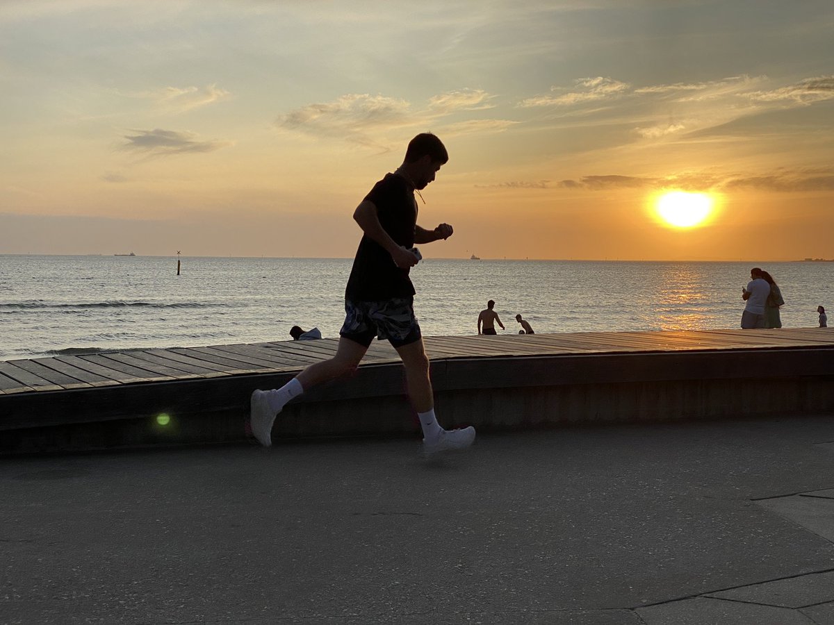 Melbourne 

justincurrie.com/melbourne/