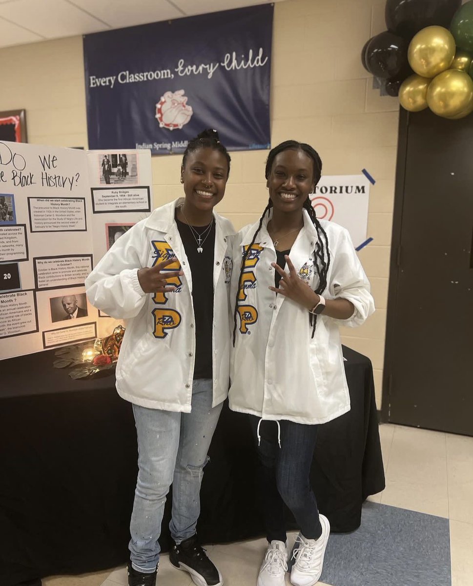 Today, Xi Chi had the pleasure of performing at the Black History Month Program at Indian Springs Middle School! 💙💛