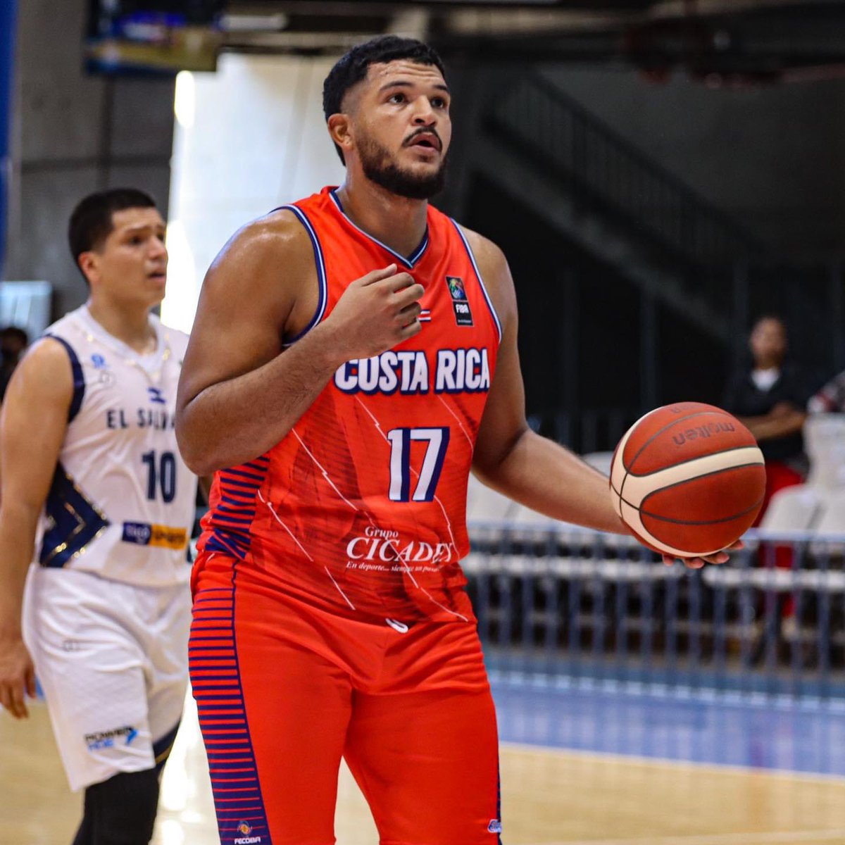 Nuestros muchachos nos llenan de orgullo. 😍

¡Vamos Costa Rica! 🏀