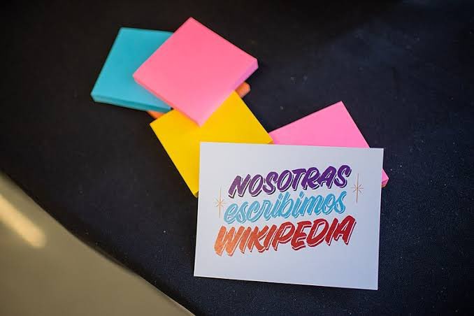 WendyAvilesR's tweet photo. @lapoliverde @Wikimedia_mx @editatona @Rql_Torres @annaivetterodri @andrearominag @samaramorenoo @mmvmx @barbvegat @ledenikam @XinaEs Tal cuál, necesitamos acortar la brecha escribiendo 👩🏻‍💻👩🏻‍💻.
“Nadie hablará de nosotras si no estamos en Wikipedia” https://t.co/gRoryKPUOT